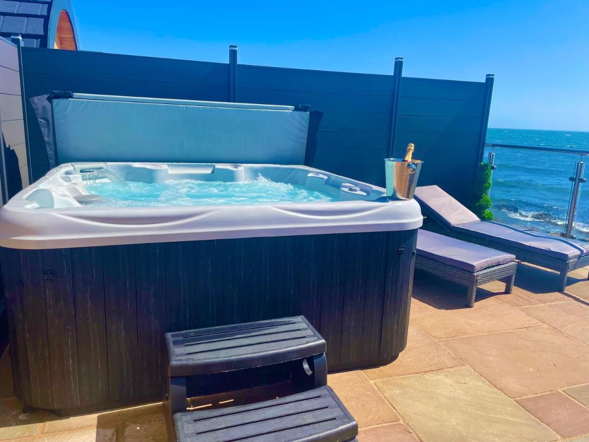 4 Sinclair Bay Lodges Keiss Екстер'єр фото